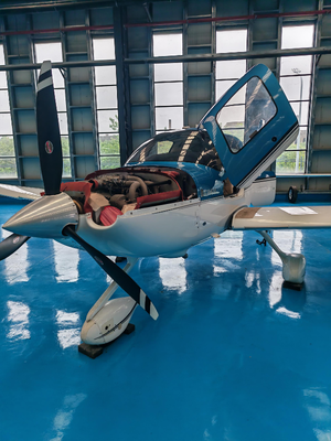 Un SR22 in magazzino con tempo di volo di sole 36 ore!
